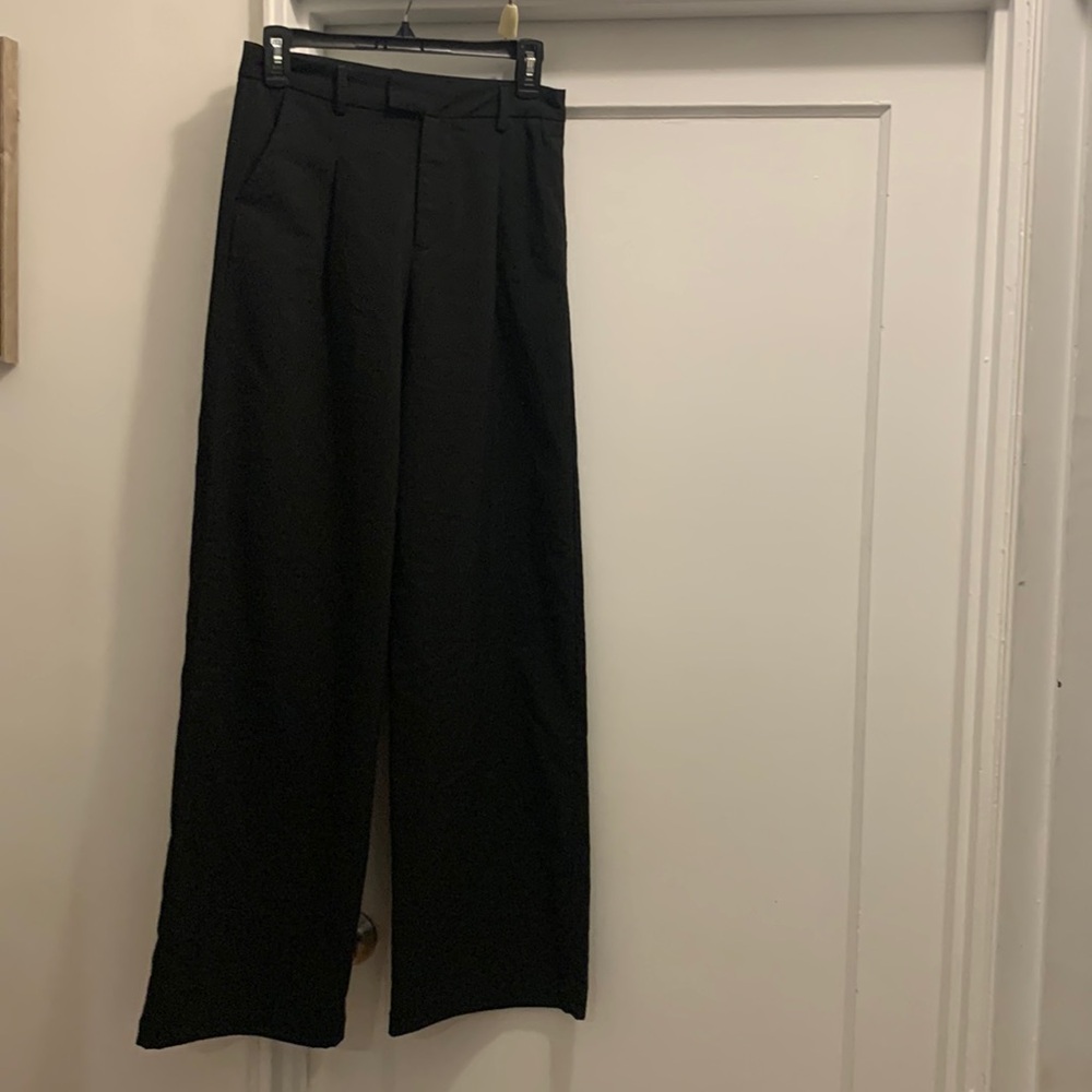 Ariella Black Wide Leg Pants Structured Flowing Design -Preloved
